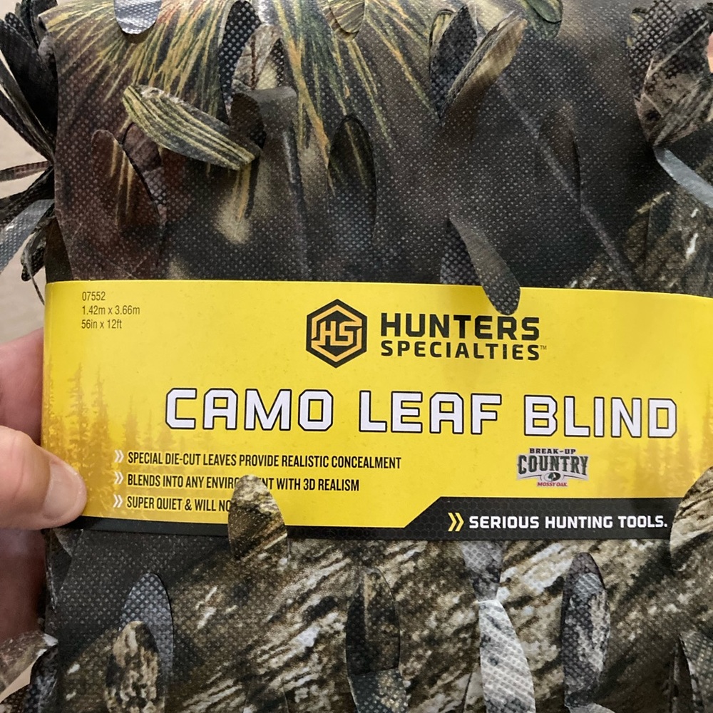 Camo 3D leaf blind